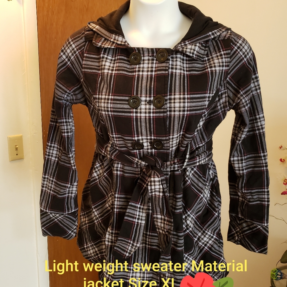 Light weight button up